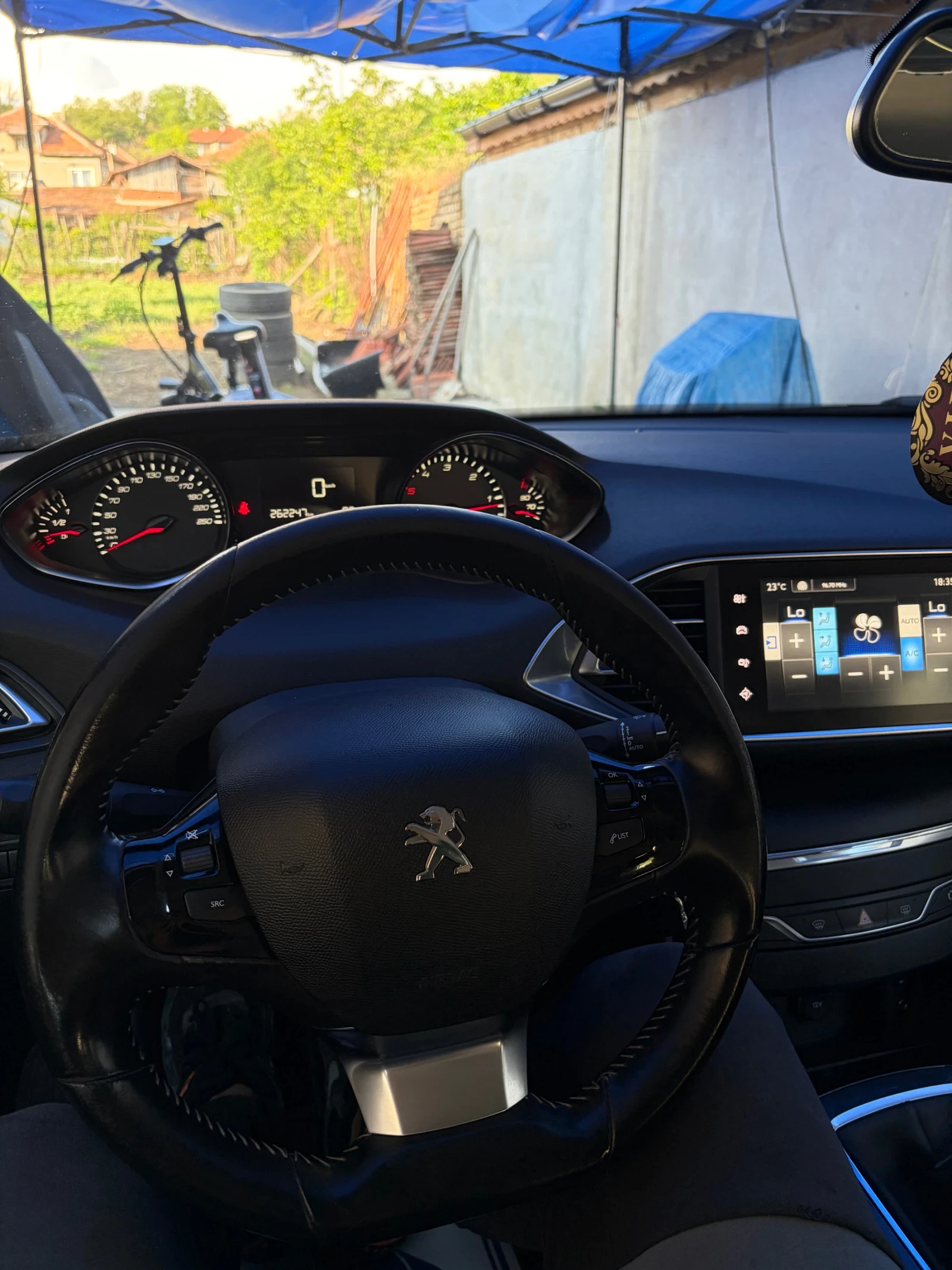 Peugeot 308 1.6hdi 308sw, снимка 13 - Автомобили и джипове - 54773273