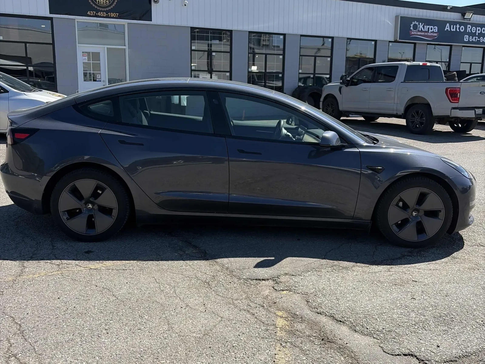 Tesla Model 3 Long Range Dual Motor* Няма удари* Един собственик, снимка 2 - Автомобили и джипове - 54956542