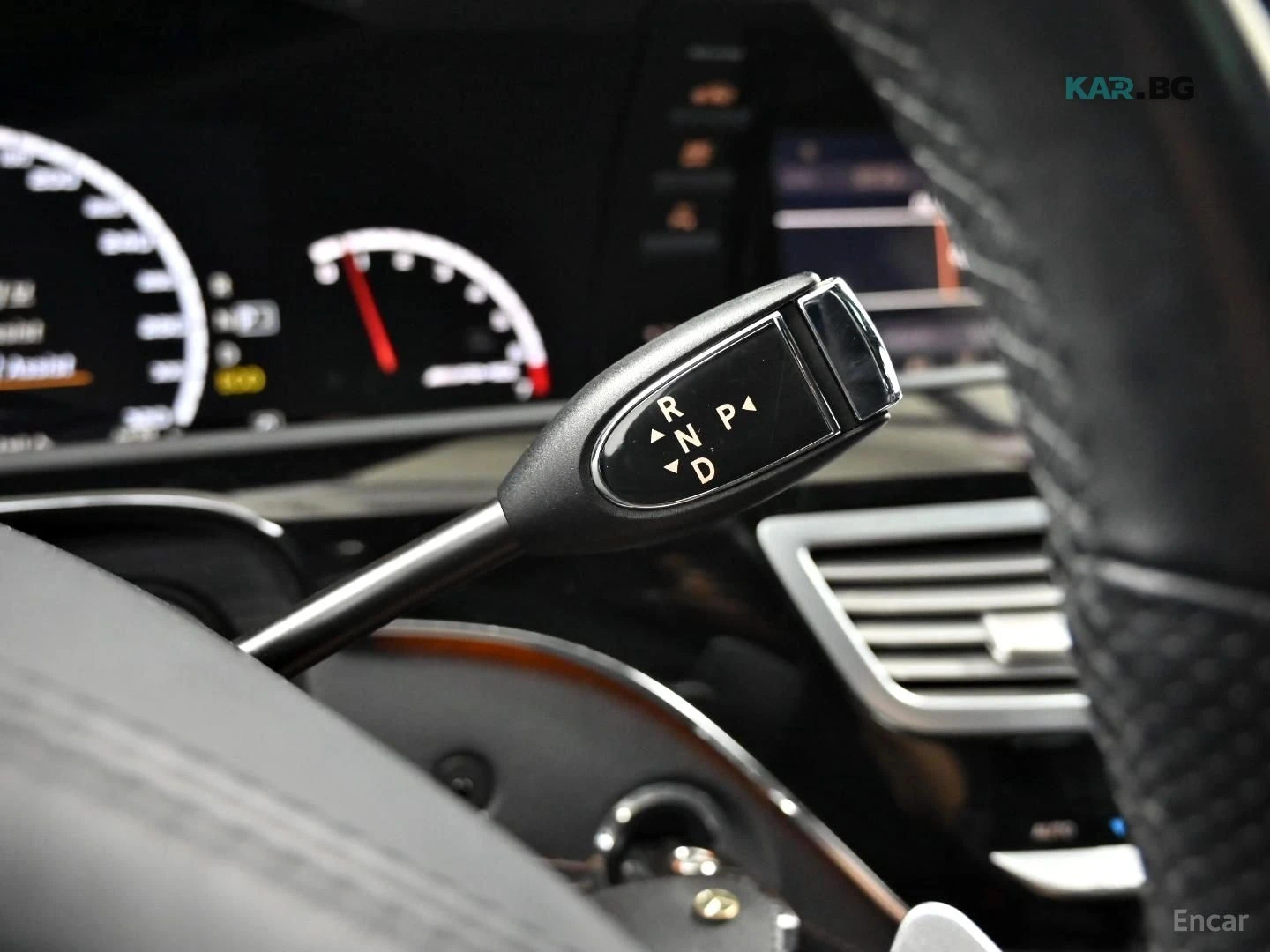 Mercedes-Benz S 63 AMG LONG* МОНИТОРИ* КОЖА* НАВИ* ОБДУХВ* ПАНО* , снимка 9 - Автомобили и джипове - 55029913