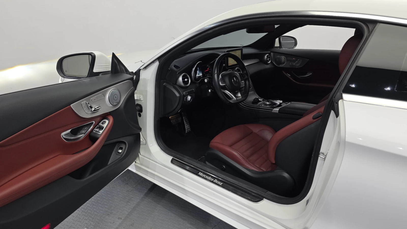 Mercedes-Benz C 200 AMG PK* BURMASTER* HEAD-UP* KEYLESS* ������ ���� | Mobile.bg � ����������� 10