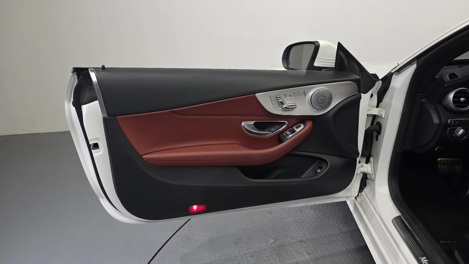 Mercedes-Benz C 200 AMG PK* BURMASTER* HEAD-UP* KEYLESS* ������ ���� | Mobile.bg � ����������� 16