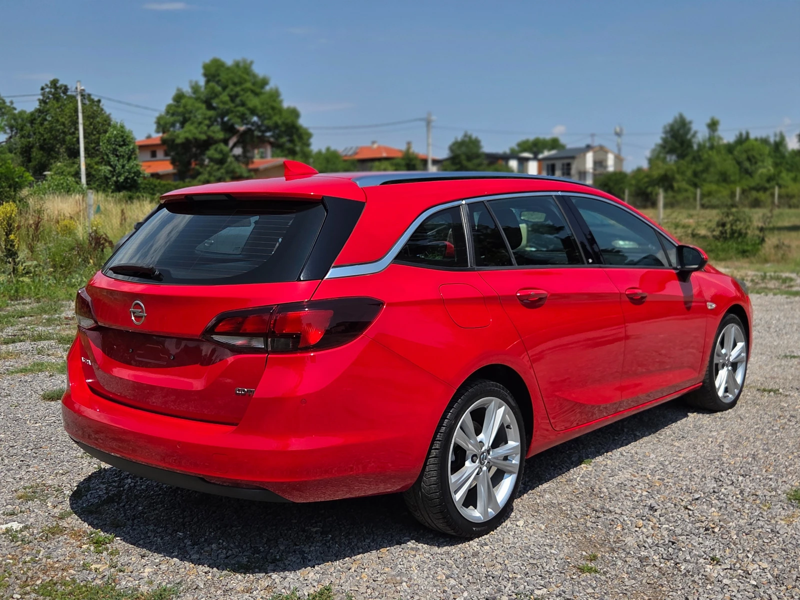 Opel Astra INOVATION* АВТОМАТ* КОЖА* DISTRONIC FULL* 136к.с. , снимка 5 - Автомобили и джипове - 55121985