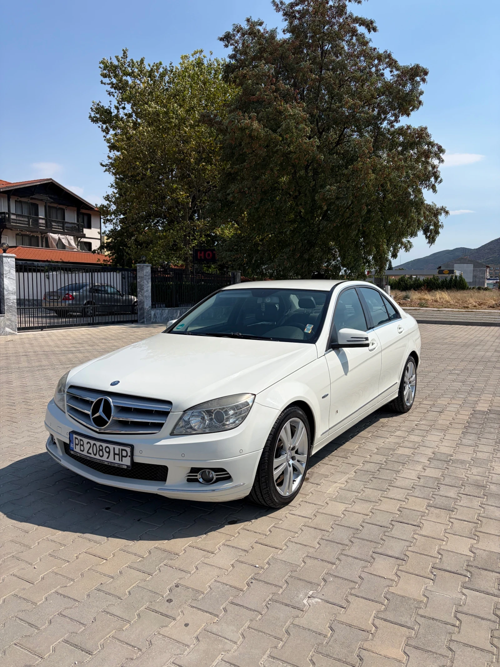 Mercedes-Benz C 220