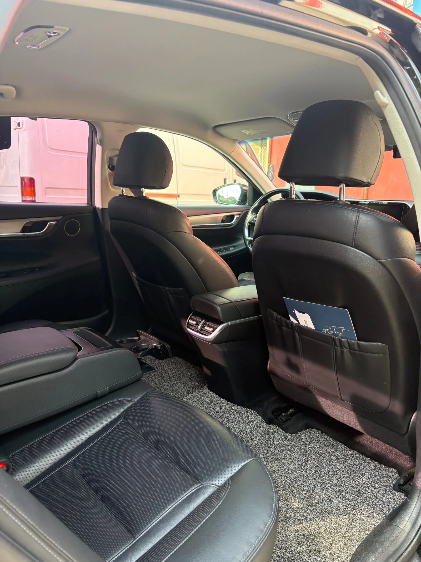 Hyundai Grandeur | Mobile.bg � ����������� 10