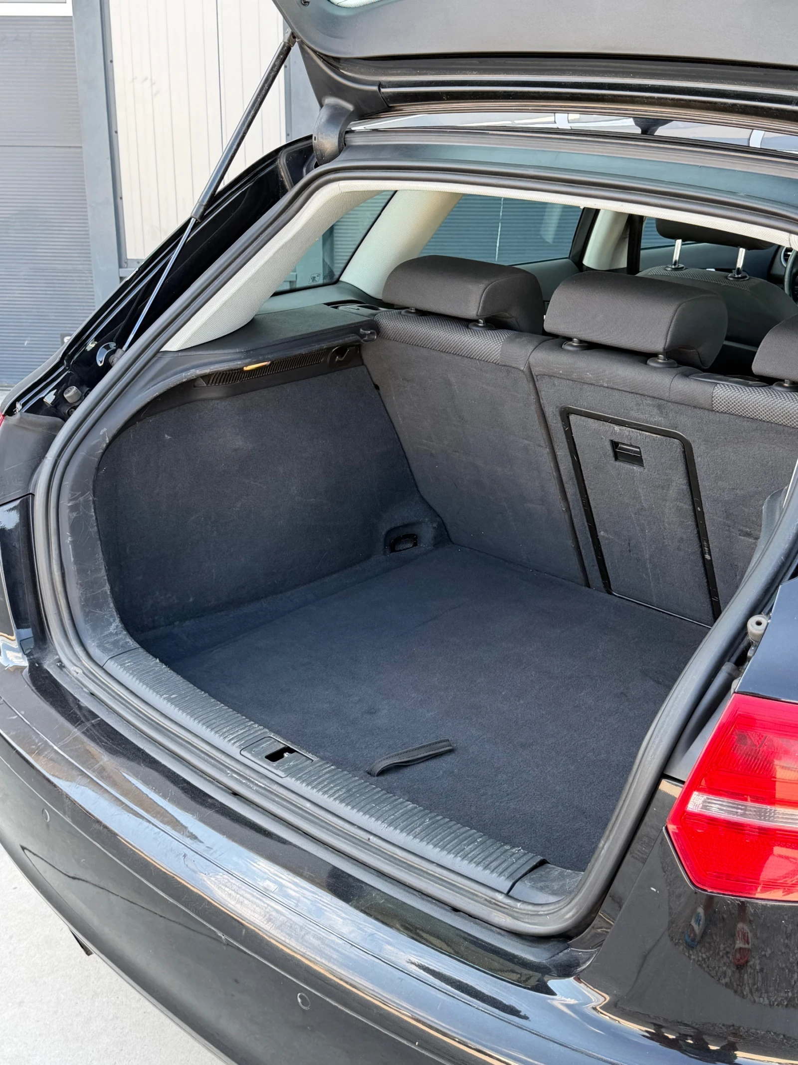 Audi A3 2.0TDI Quattro 140hp, снимка 9 - Автомобили и джипове - 56162422