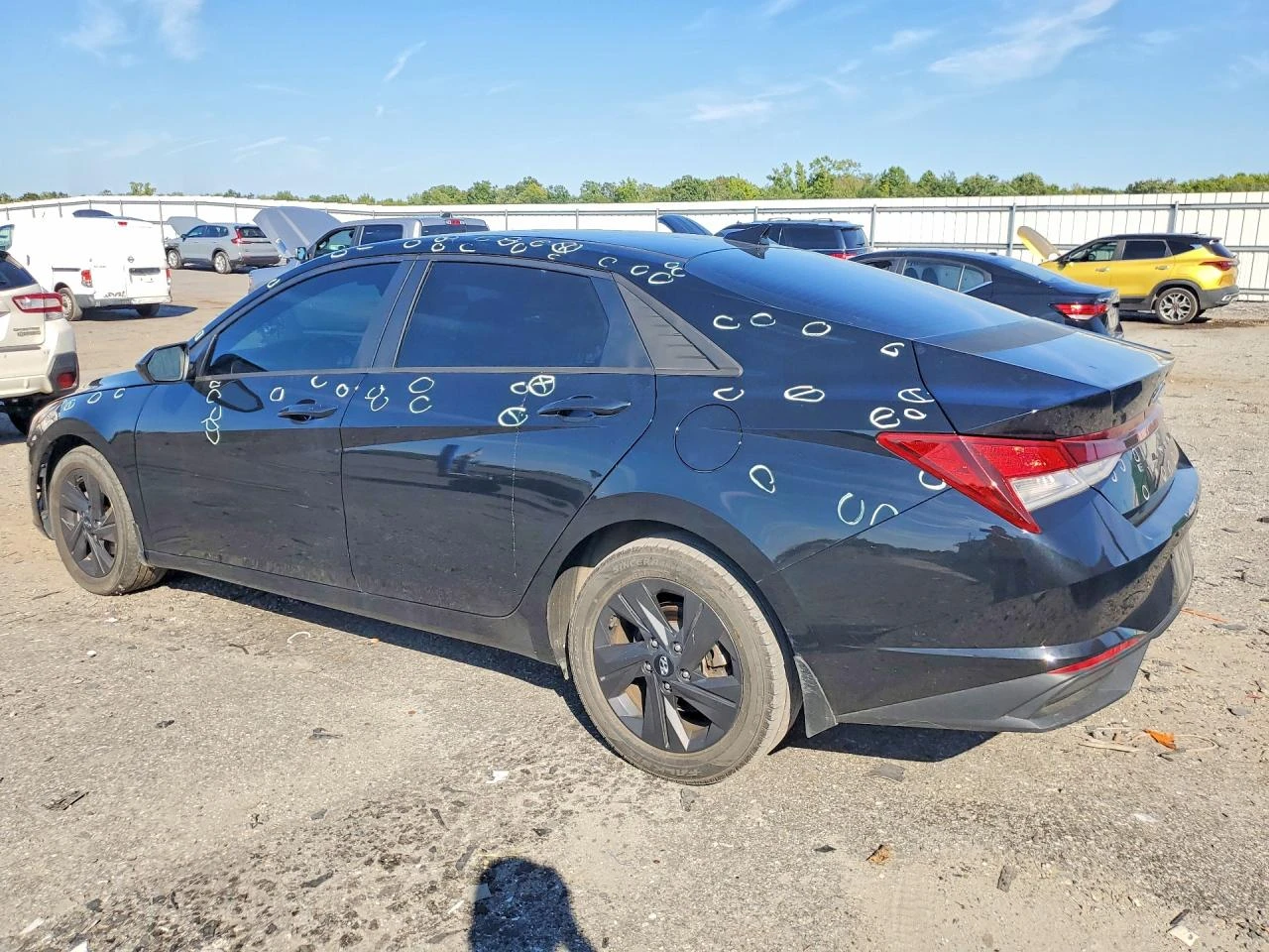 Hyundai Elantra 2.0l Sel, снимка 2 - Автомобили и джипове - 56226308