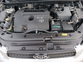 Toyota Rav4 2.2D4D, снимка 11 - Автомобили и джипове - 44993603