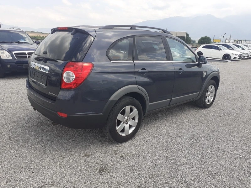 Chevrolet Captiva 2.4i136кс7мАГУ, снимка 11 - Автомобили и джипове - 46356339