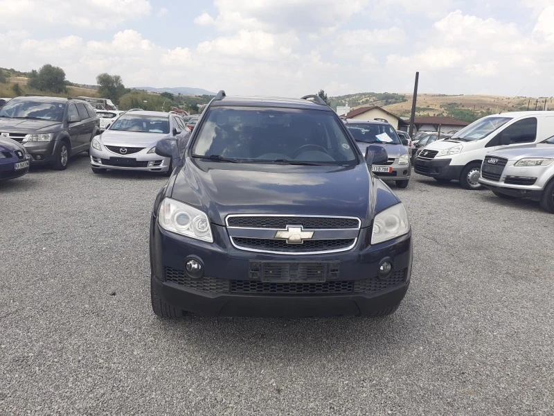 Chevrolet Captiva 2.4i136кс7мАГУ, снимка 2 - Автомобили и джипове - 46356339