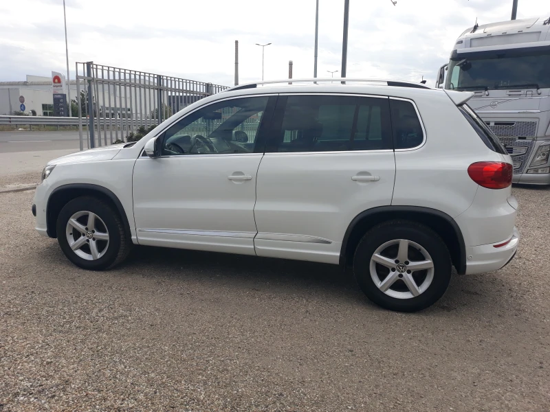 VW Tiguan R-LINE 4MOTION, снимка 4 - Автомобили и джипове - 47555789