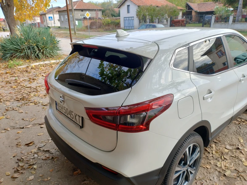 Nissan Qashqai j11, снимка 4 - Автомобили и джипове - 52180131
