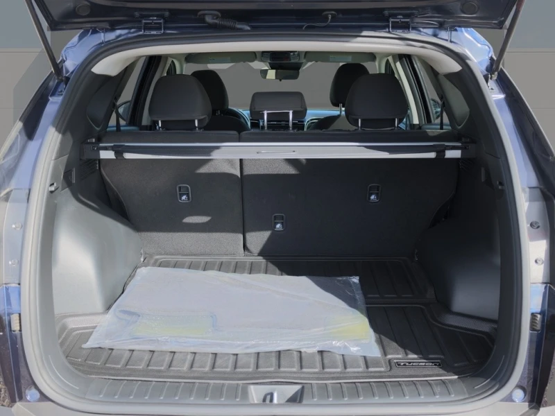 Hyundai Tucson * Preferred AWD | Smart Cruise | Blindspot Alert *, снимка 13 - Автомобили и джипове - 52725941