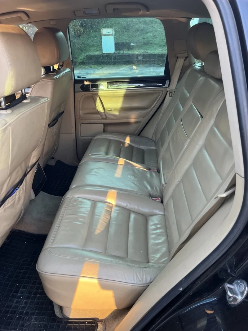 VW Touareg, снимка 7 - Автомобили и джипове - 52859494