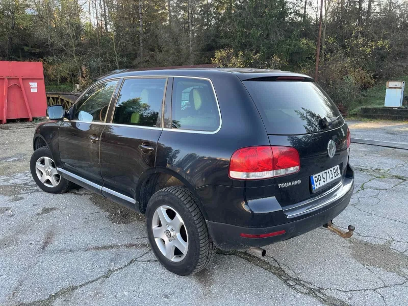VW Touareg, снимка 5 - Автомобили и джипове - 52859494