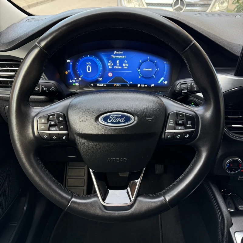 Ford Kuga 190кс. 2.0 4Х4 Titanium NEW, снимка 10 - Автомобили и джипове - 52896226