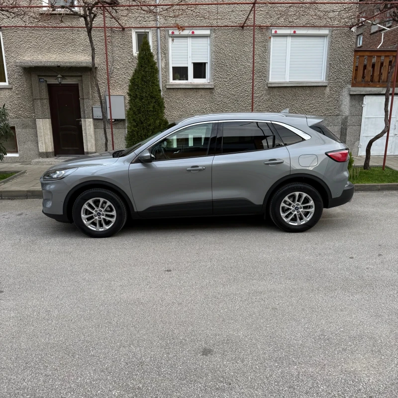 Ford Kuga 190кс. 2.0 4Х4 Titanium NEW, снимка 2 - Автомобили и джипове - 52896226