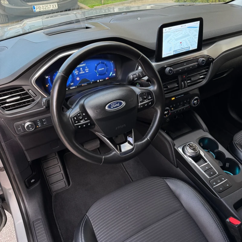 Ford Kuga 190кс. 2.0 4Х4 Titanium NEW, снимка 11 - Автомобили и джипове - 52896226