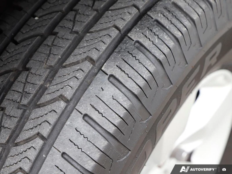 Dodge RAM 1500 * TradesmanSXT, QUAD, 4X4, HEMI, POWER GROUP, AS T, снимка 12 - Автомобили и джипове - 52976672