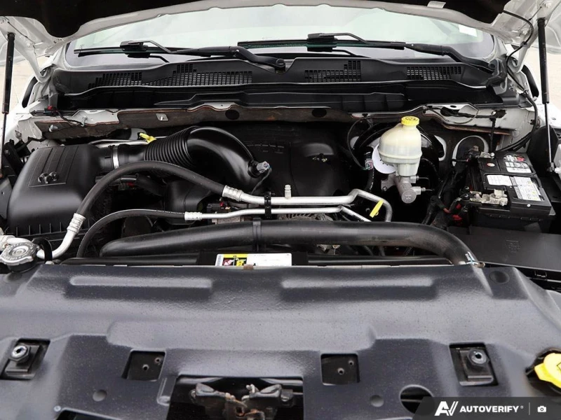 Dodge RAM 1500 * TradesmanSXT, QUAD, 4X4, HEMI, POWER GROUP, AS T, снимка 17 - Автомобили и джипове - 52976672