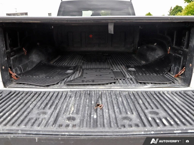 Dodge RAM 1500 * TradesmanSXT, QUAD, 4X4, HEMI, POWER GROUP, AS T, снимка 16 - Автомобили и джипове - 52976672