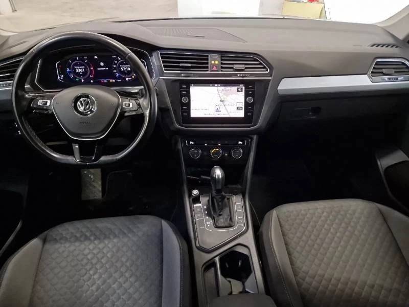 VW Tiguan, снимка 6 - Автомобили и джипове - 49518770