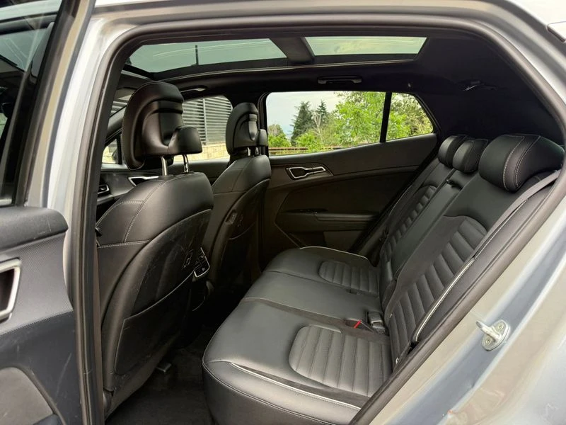 Kia Sportage GT Line Premium 1.6 T-GDI, снимка 14 - Автомобили и джипове - 54887069