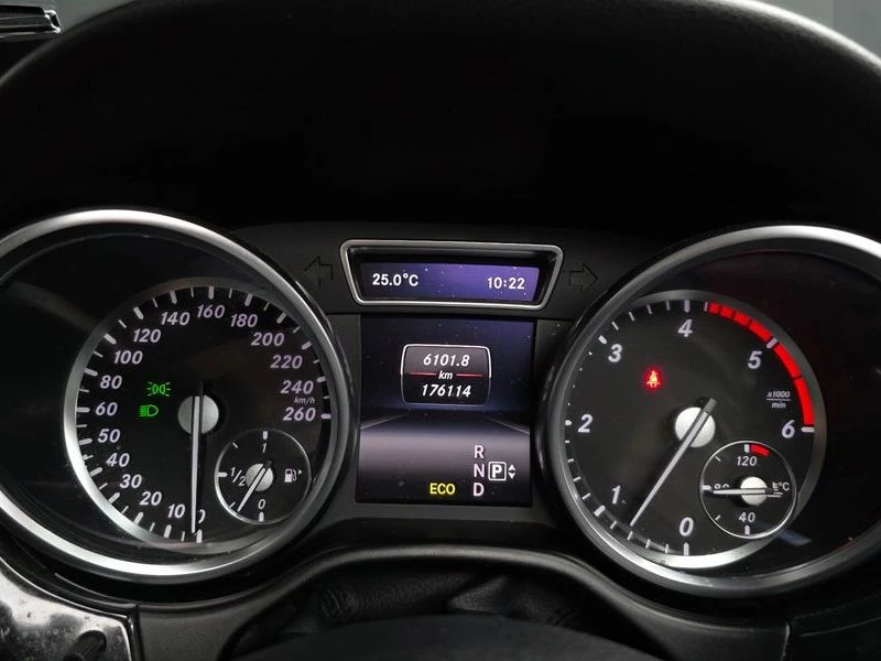 Mercedes-Benz ML 350 * 2014* ЦЕНАДОБГ!, снимка 8 - Автомобили и джипове - 55967333