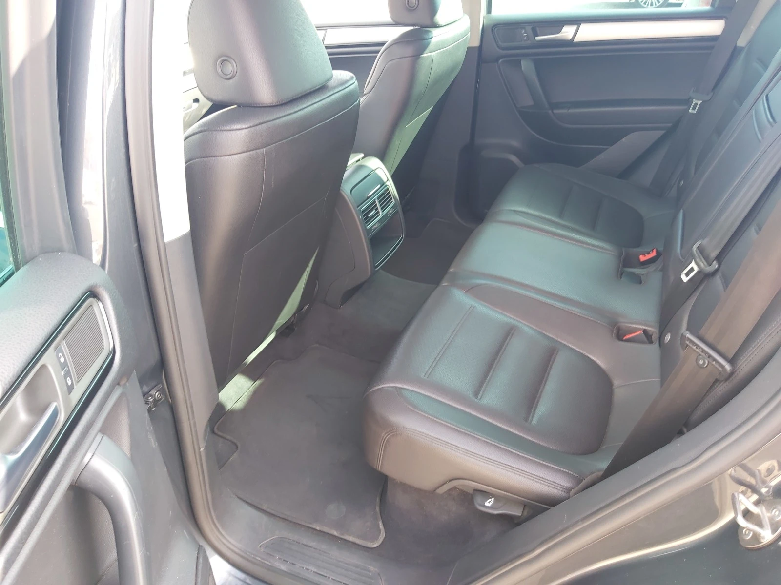 VW Touareg 3.6i-Euro-5-Navi-Automat | Mobile.bg — изображение 16