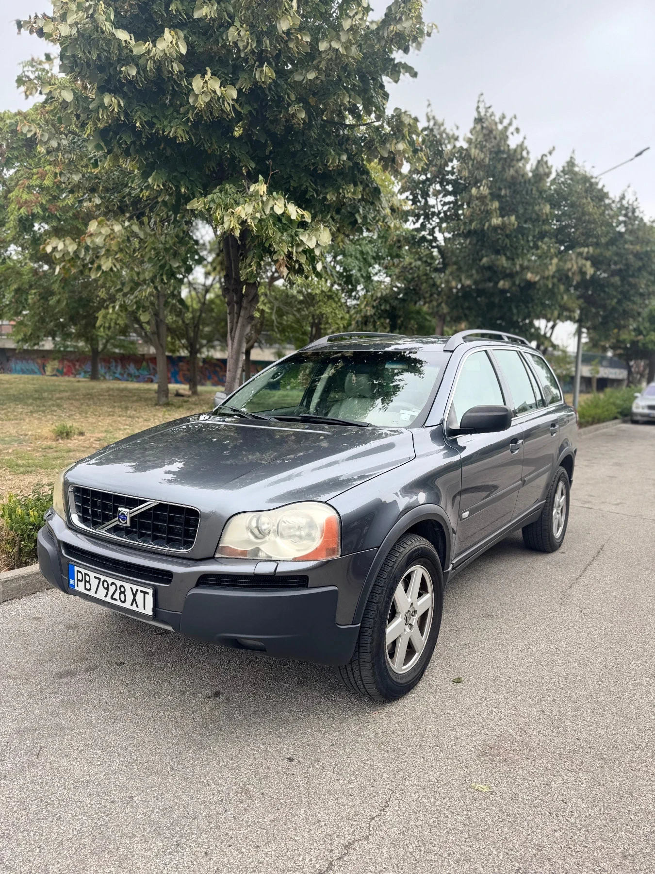 Volvo Xc90 D5 185 к.с. - изображение 4