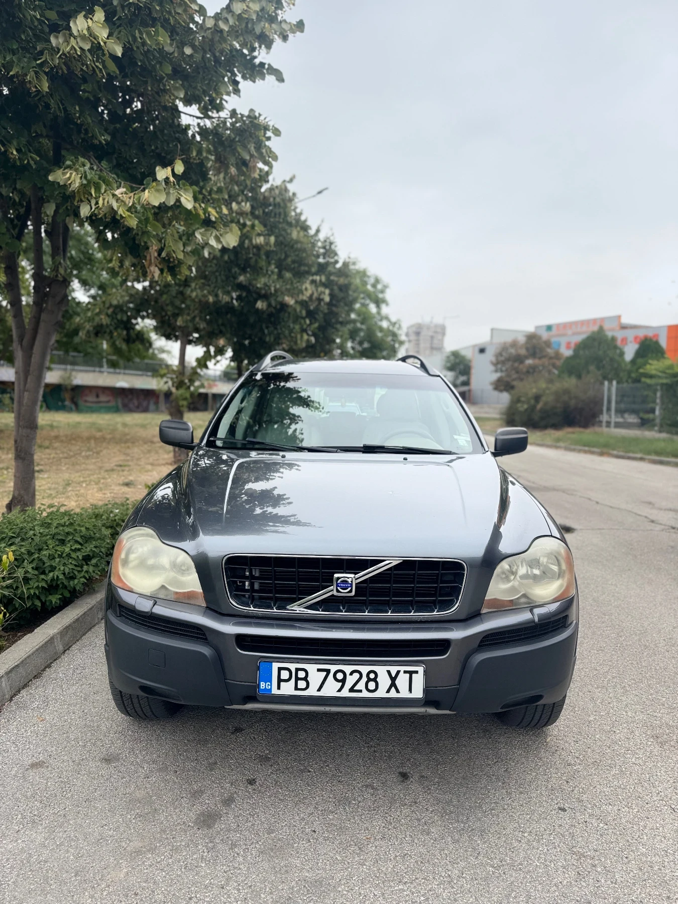 Volvo Xc90 D5 185 к.с. - изображение 2
