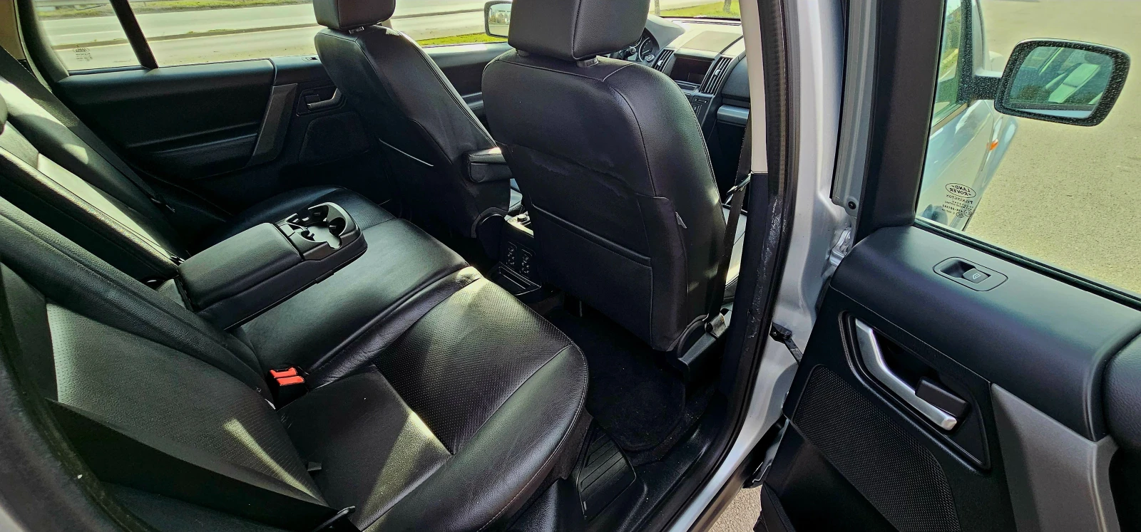 Land Rover Freelander 2.2  4Х4 - изображение 8