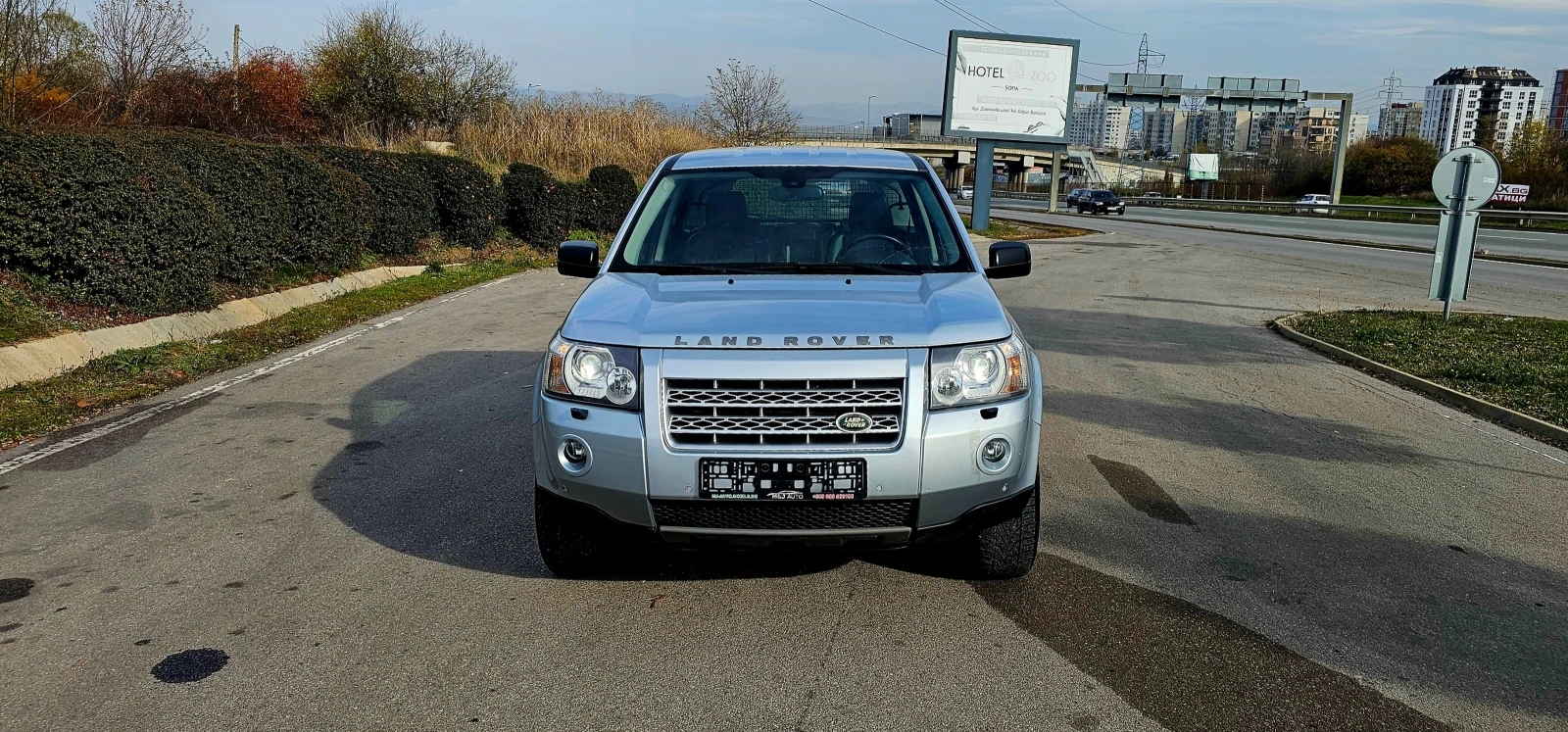 Land Rover Freelander 2.2  4Х4 - изображение 3