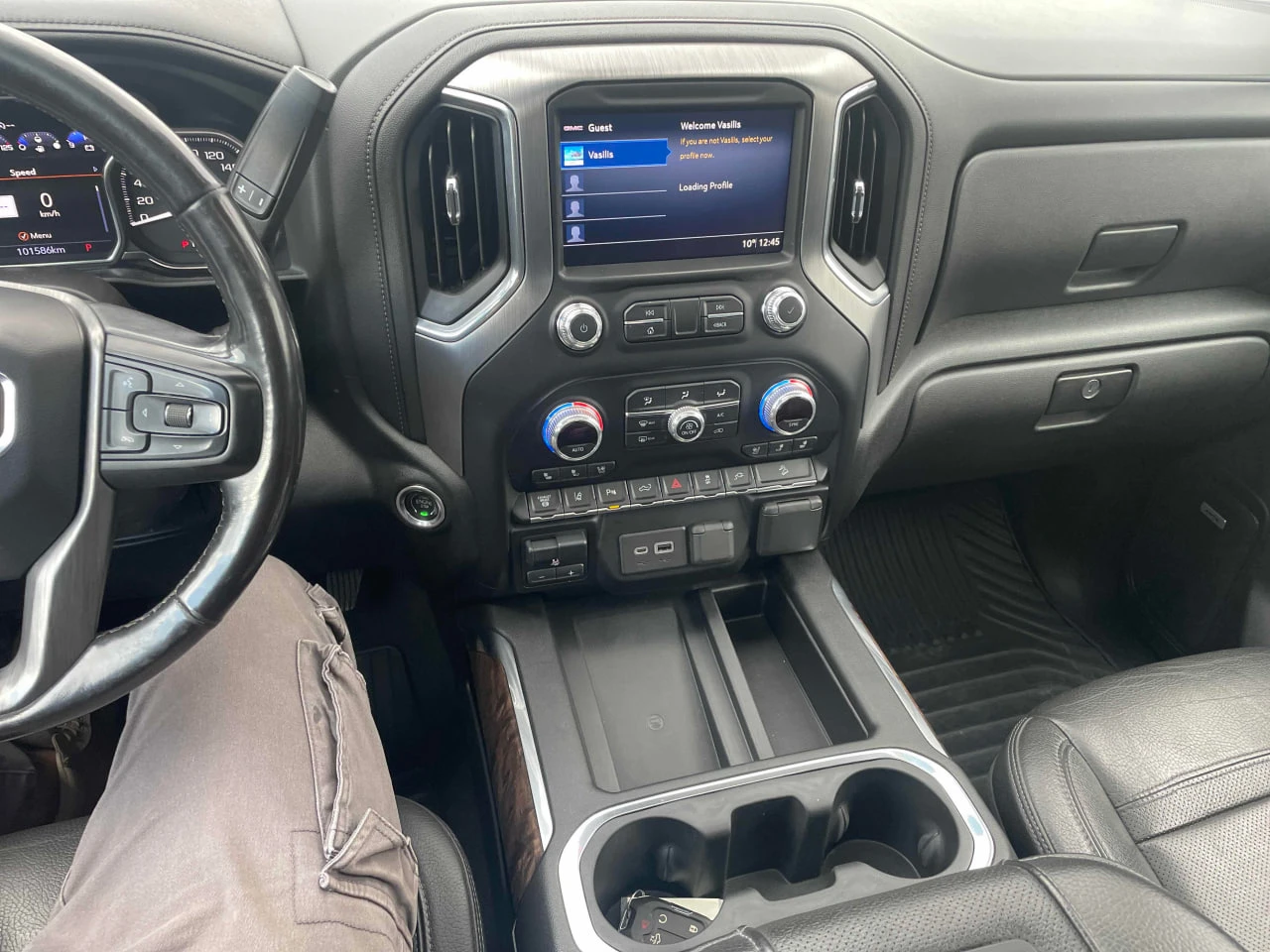 Gmc Sierra CARFAX* АВТОФИНАНСИРАНЕ* БЕЗ ПЪРВОНАЧАЛНА ВНОСКА*  - изображение 9