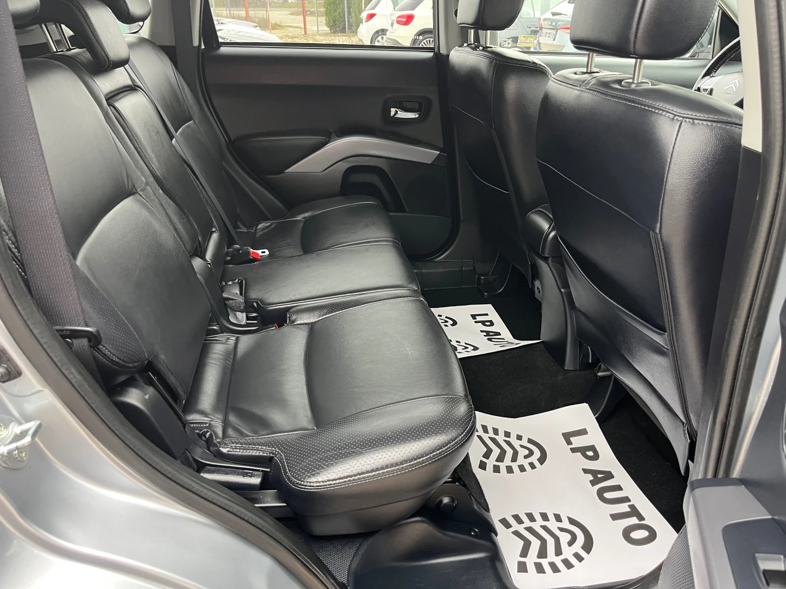 Citroen C-Crosser 2.2HDI* 156k.c* 4WD* 7- | Mobile.bg   11