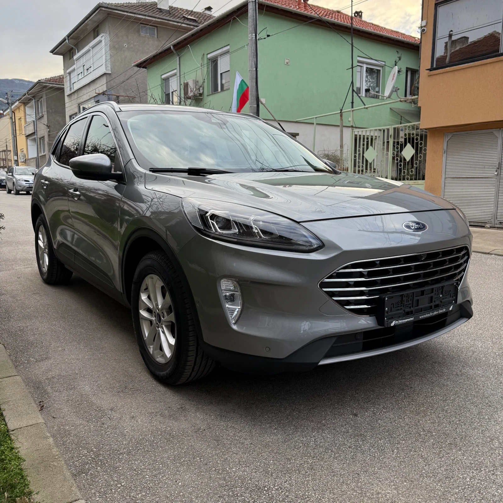 Ford Kuga 190кс. 2.0 4Х4 Titanium NEW - изображение 7