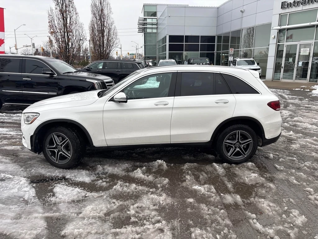 Mercedes-Benz GLC 300 2022 * CARFAX * БЕЗ ПЪРВОНАЧАЛНА ВНОСКА - изображение 3