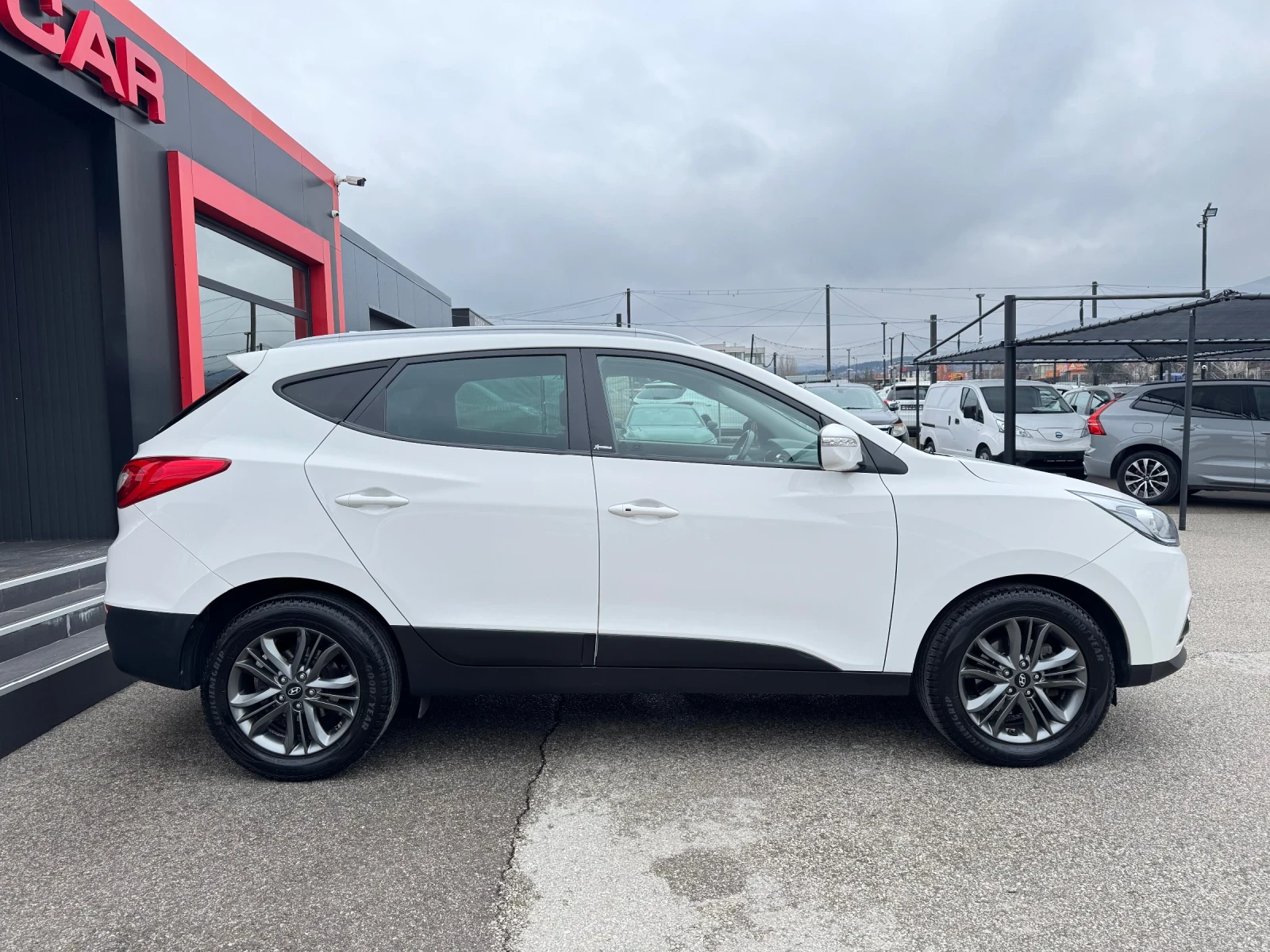 Hyundai IX35 2.0D-4X4-FACELIFT-X POSSIBLE-CAMERA-KEYLESS-TOP - изображение 5