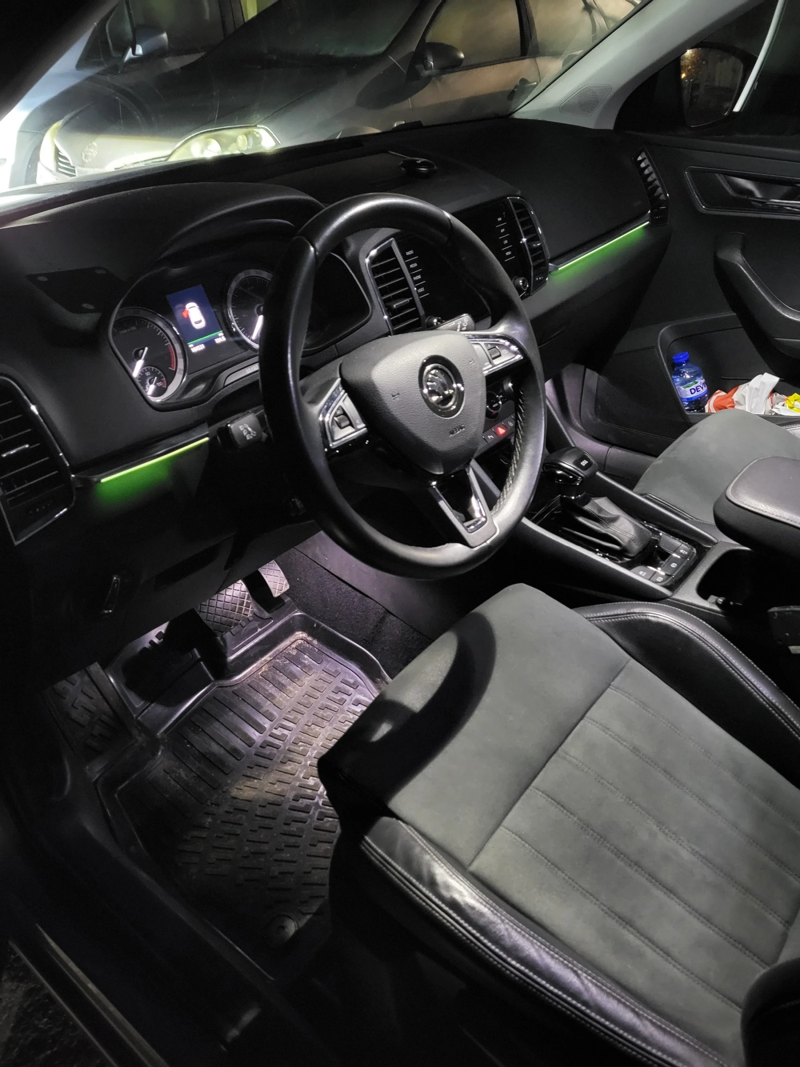 Skoda Karoq 1, 6 D STYLE FULL-������ �� � ����� !!! | Mobile.bg � ����������� 13