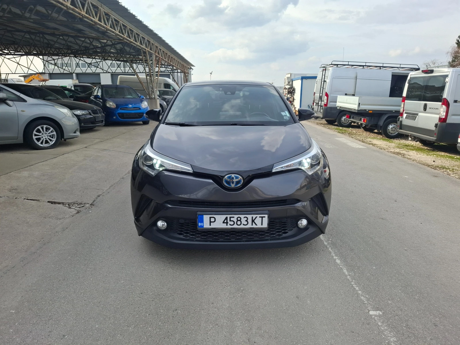 Toyota C-HR 1.8HYBRID Камера Подгрев