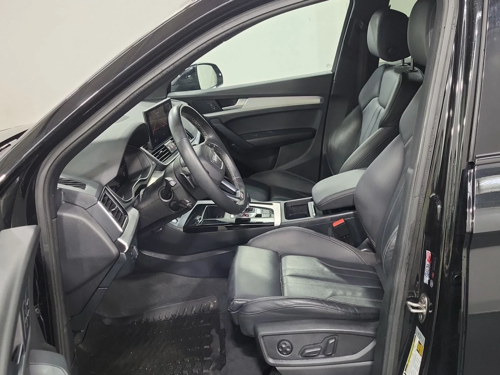 Audi Q5 PROGRESSIV АВТО КРЕДИТ, снимка 8 - Автомобили и джипове - 53950709