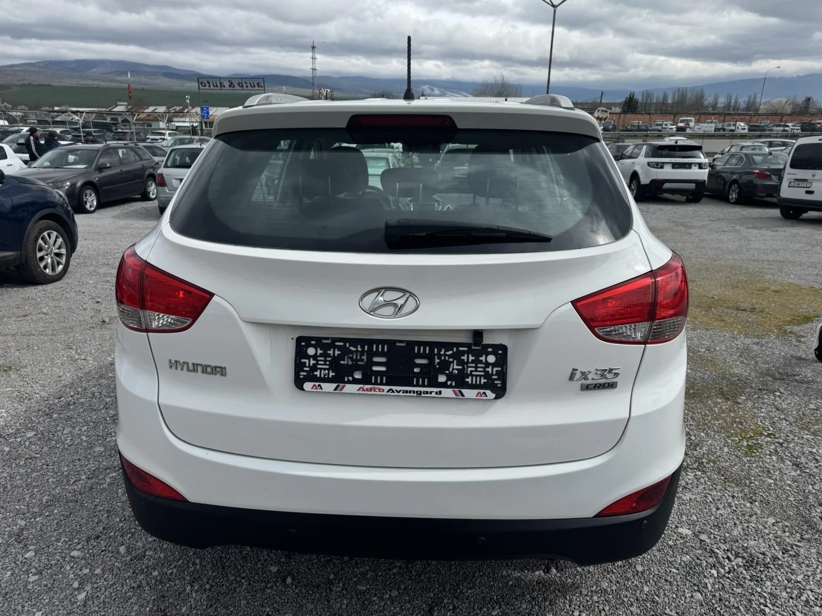Hyundai IX35 1.7 CRDi, снимка 6 - Автомобили и джипове - 54116240