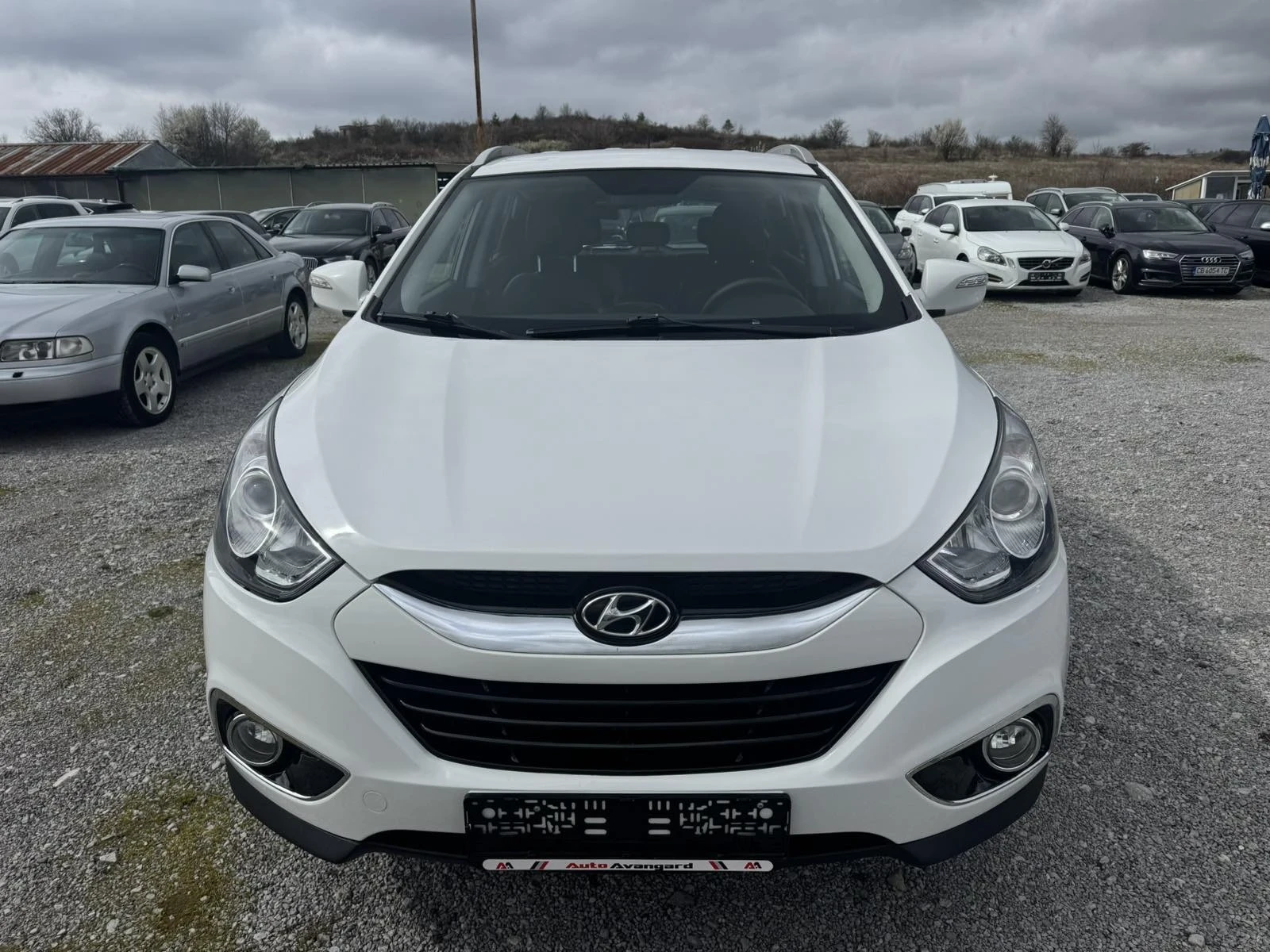 Hyundai IX35 1.7 CRDi, снимка 2 - Автомобили и джипове - 54116240