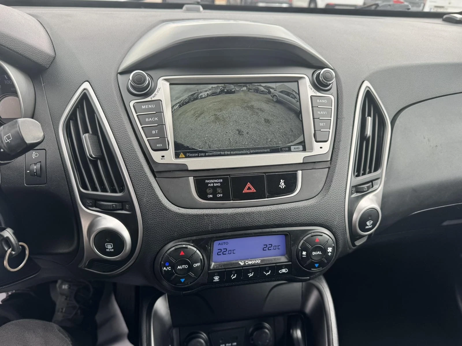 Hyundai IX35 1.7 CRDi, снимка 12 - Автомобили и джипове - 54116240