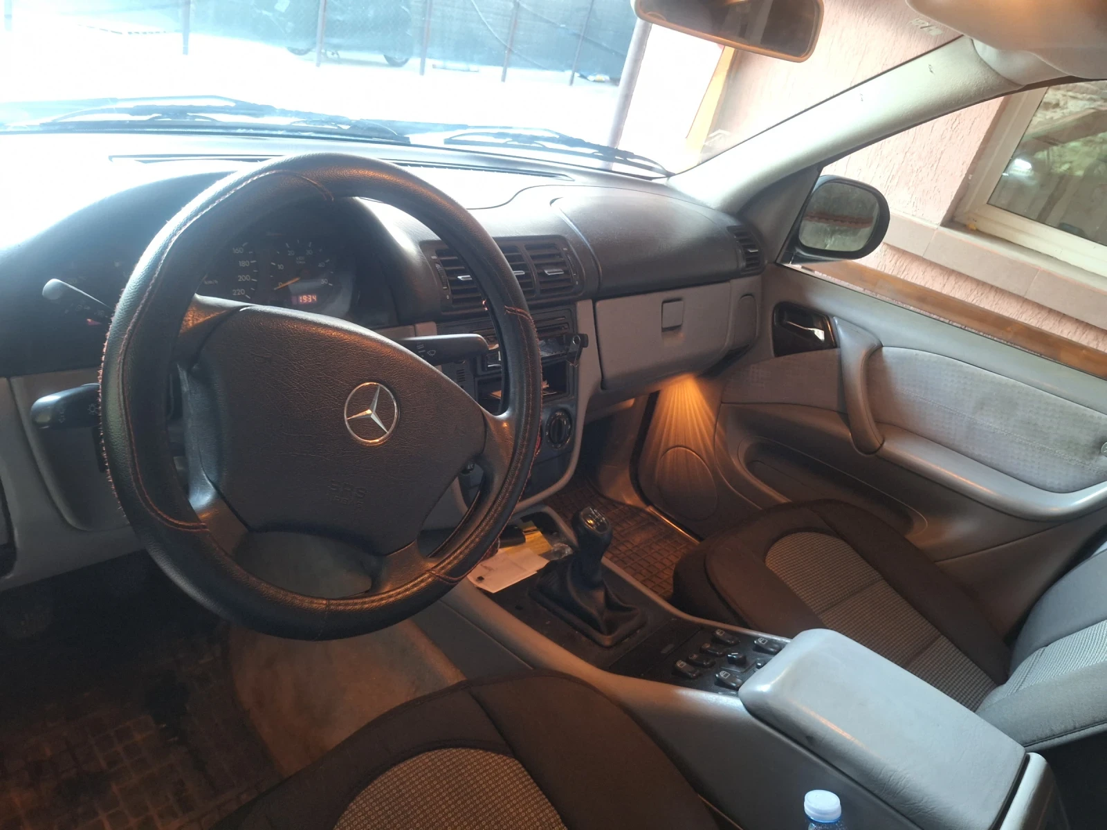 Mercedes-Benz ML 270 4х4, снимка 8 - Автомобили и джипове - 54371214