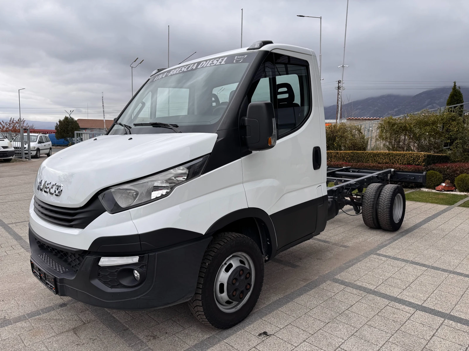 Iveco Daily 35C16 3.5т. Клима Euro 6b - изображение 4