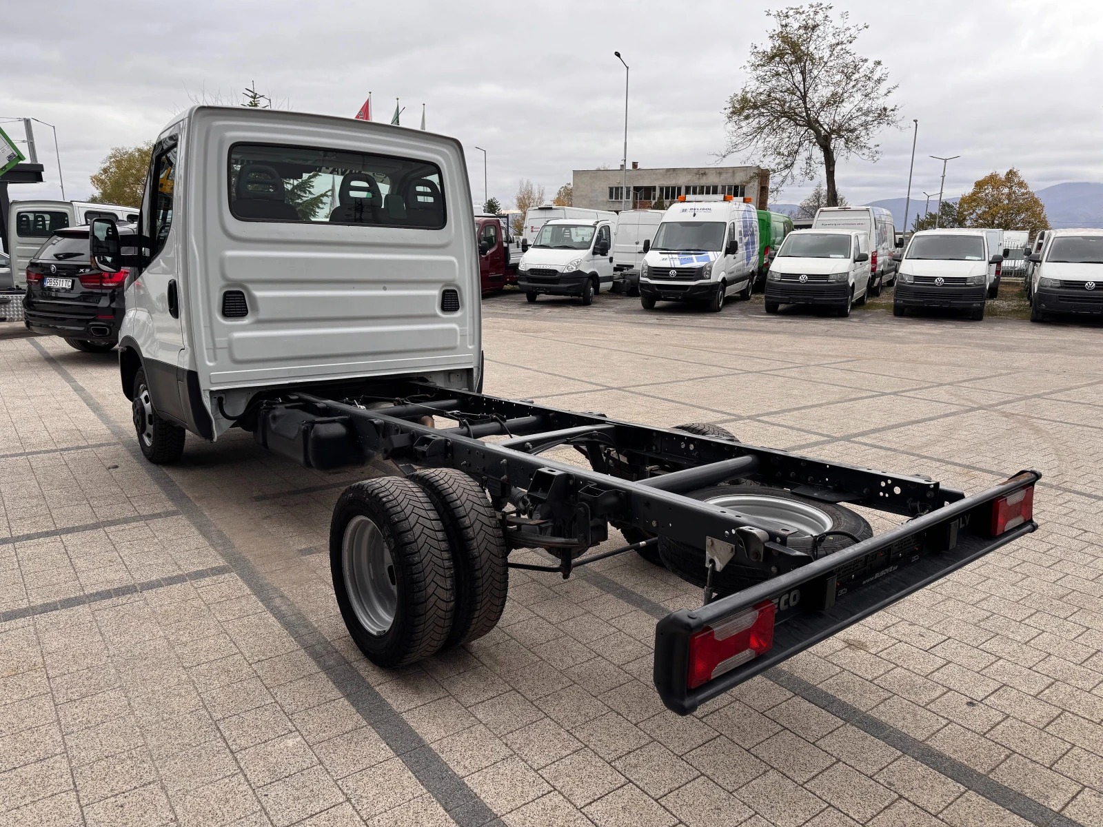 Iveco Daily 35C16 3.5т. Клима Euro 6b - изображение 8