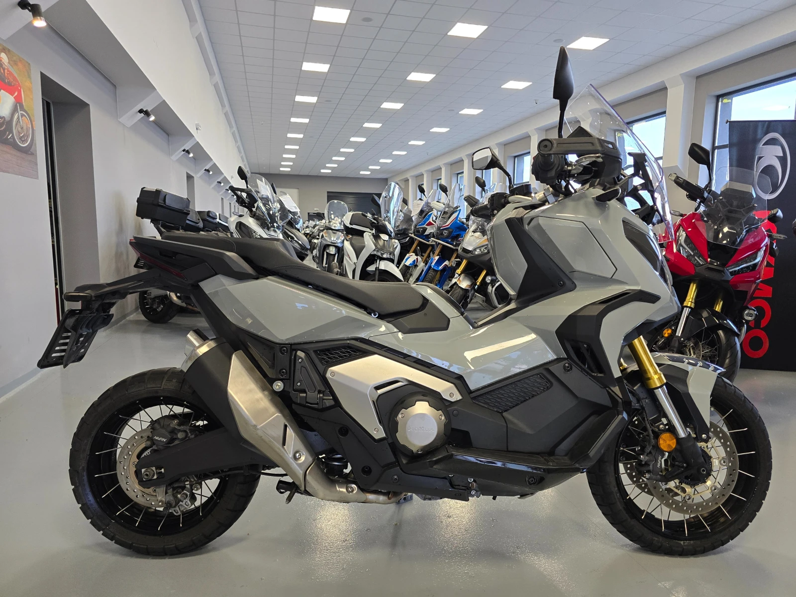 Honda X-ADV 750ie, ABS-TCS, 2021г. - изображение 4