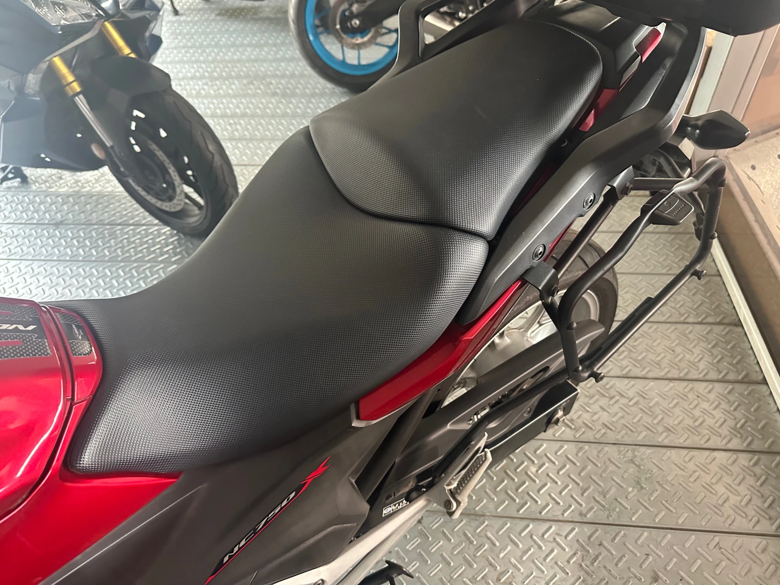 Honda Nc 750X 2017г., снимка 4 - Мотоциклети и мототехника - 54057738