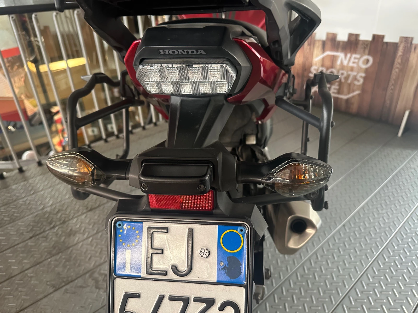 Honda Nc 750X 2017г., снимка 5 - Мотоциклети и мототехника - 54057738