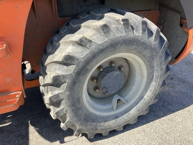 Челен товарач Hitachi ZW80-5B / ОЧАКВАН ВНОС !, снимка 8 - Индустриална техника - 53887747